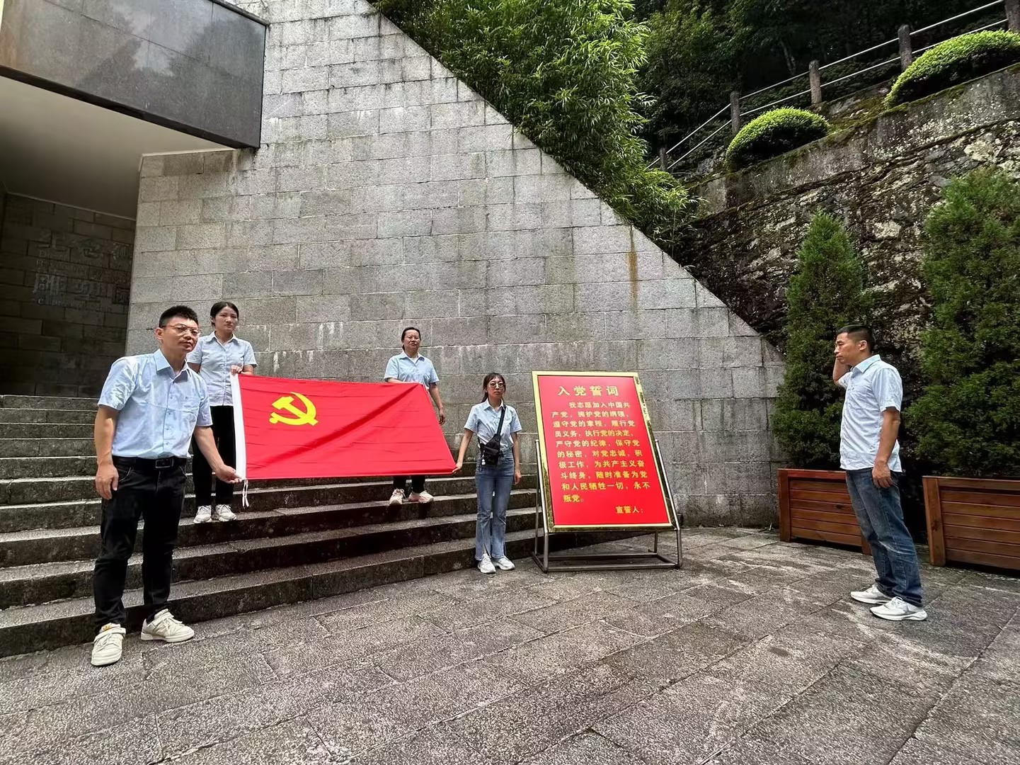 1690769625921410.jpg dd12.jpg